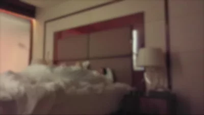 今晚圣诞夜继续操骚逼女友